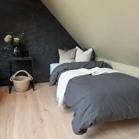 Charming 4-bed In Center Bergen